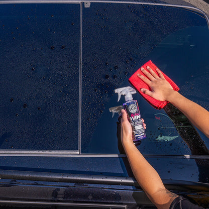 Chemical Guys HydroView Ceramic Glass Cleaner & Coating - 16oz - Wipe 2