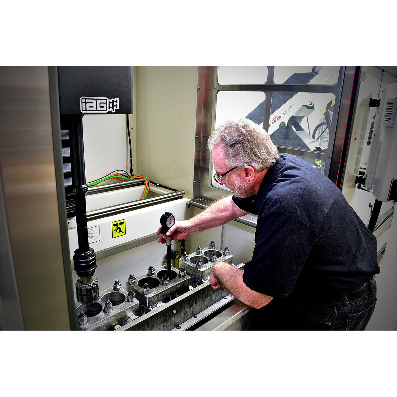 IAG 800 FA20 DIT Closed Deck Case Half Set - Measuring